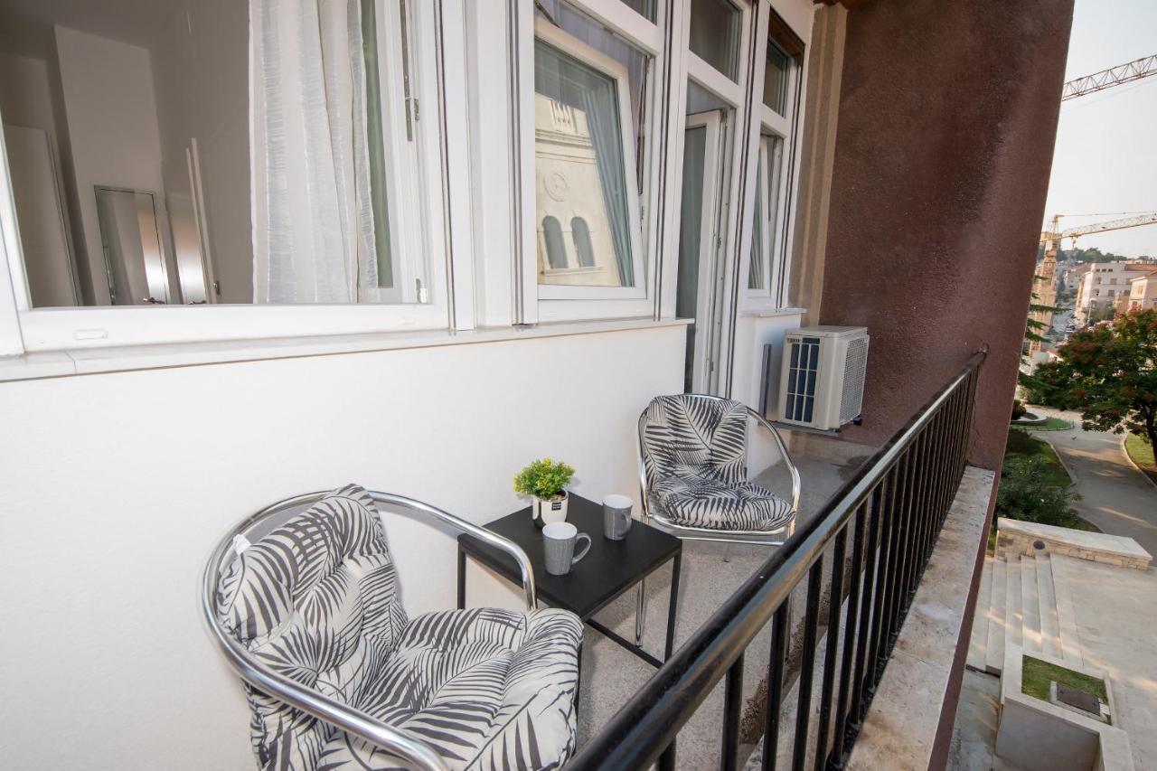 Sibenik City Center Apartment Sonia Esterno foto