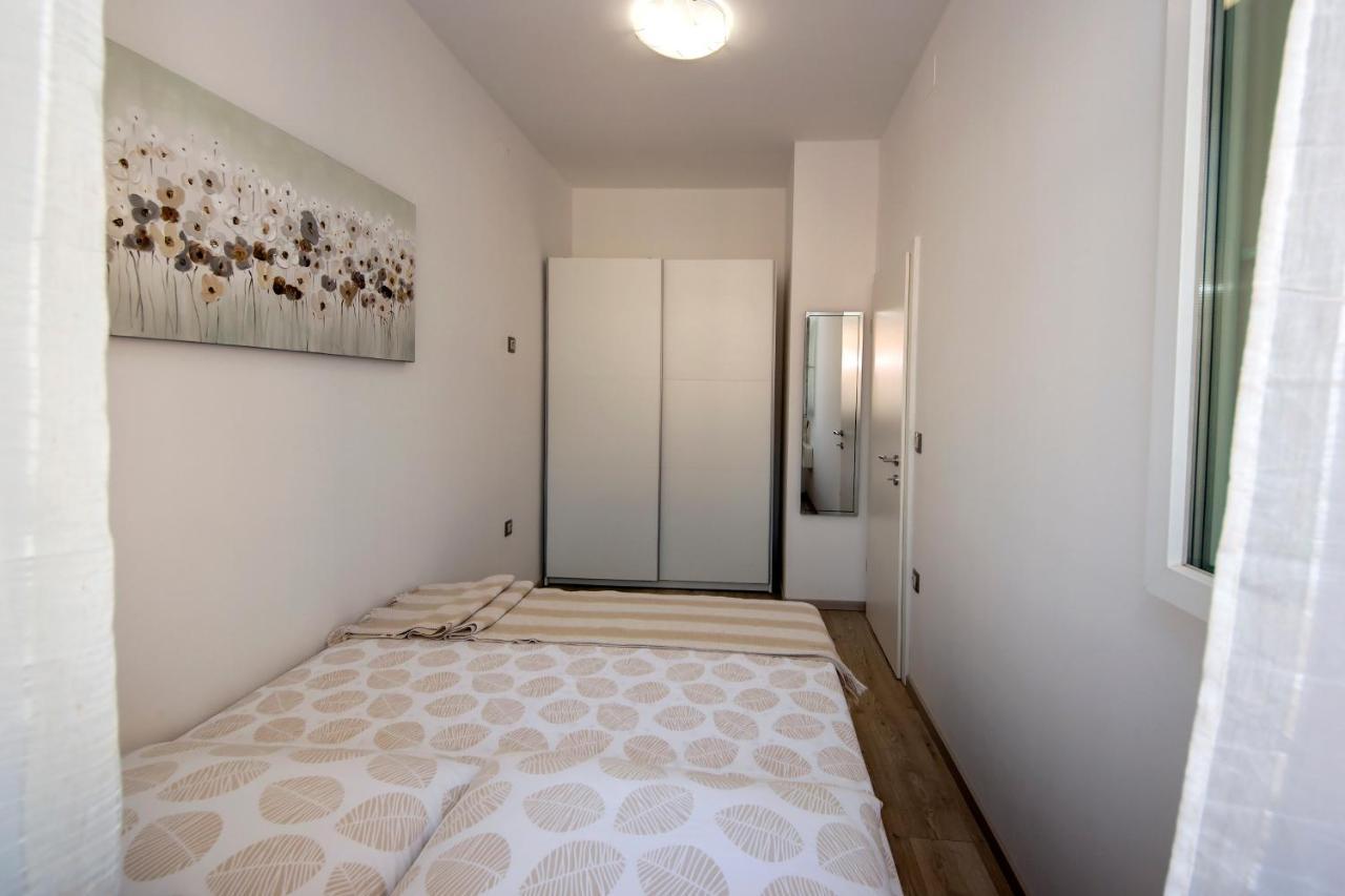 Sibenik City Center Apartment Sonia Esterno foto