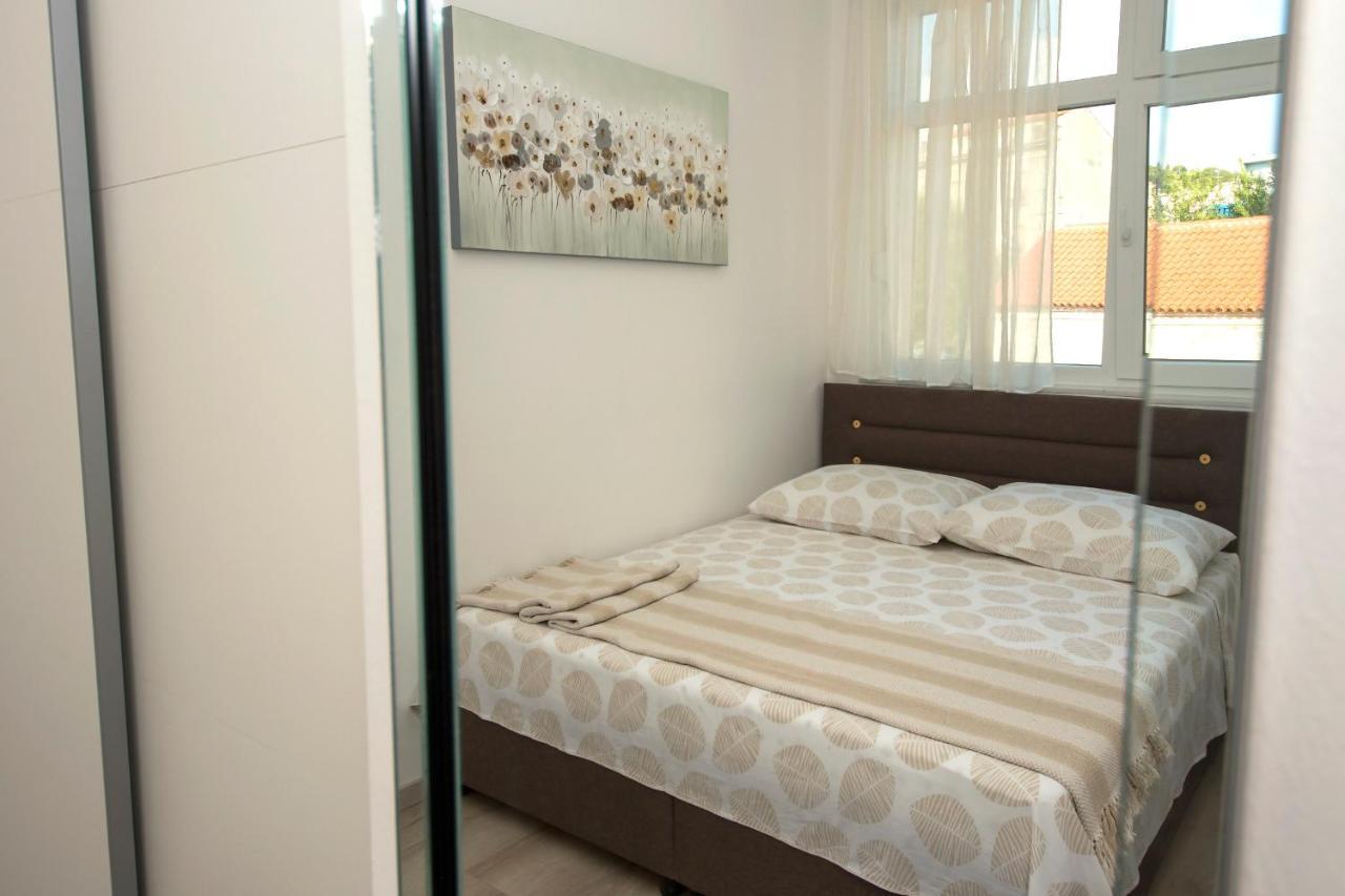 Sibenik City Center Apartment Sonia Esterno foto
